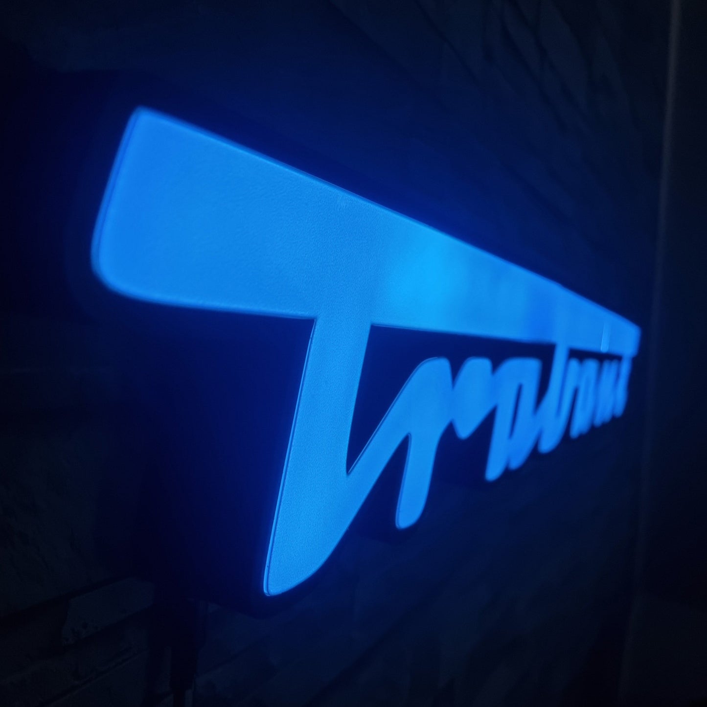 Trabant LED-Schriftzug